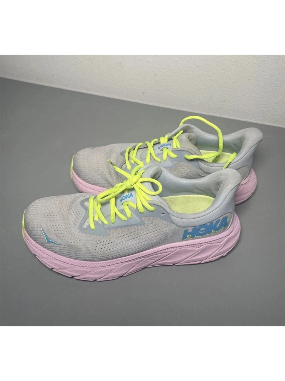 HOKA Women's Neutral Running Shoes - Light Gray with Pink Sole